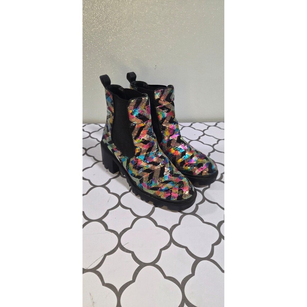 Betsey Johnson Women’s Rowan Lug Sole Booties Size 7.5